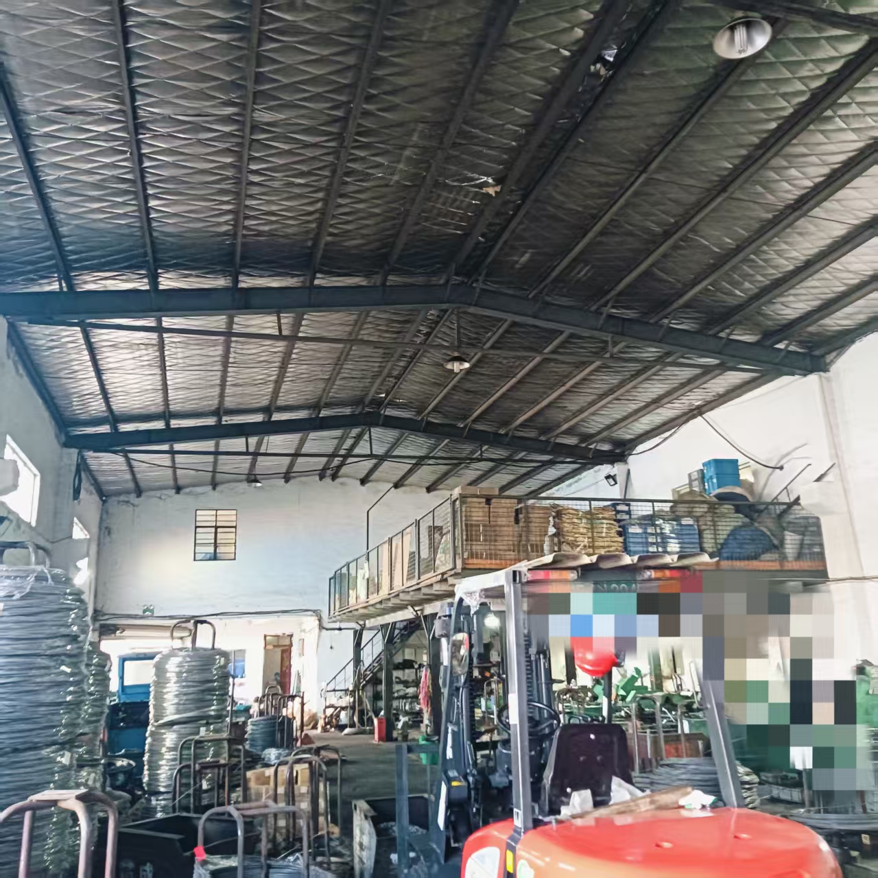 新湖独栋单层850平，高7米，电40kv.